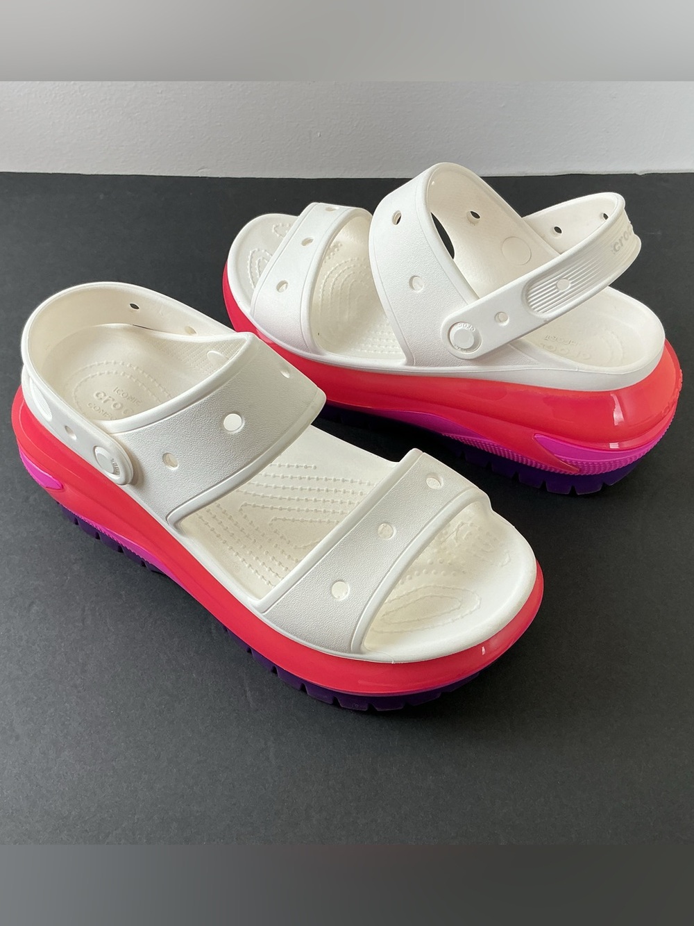 Crocs Classic Mega Crush Sandal Platform Chunky Women's Size 7